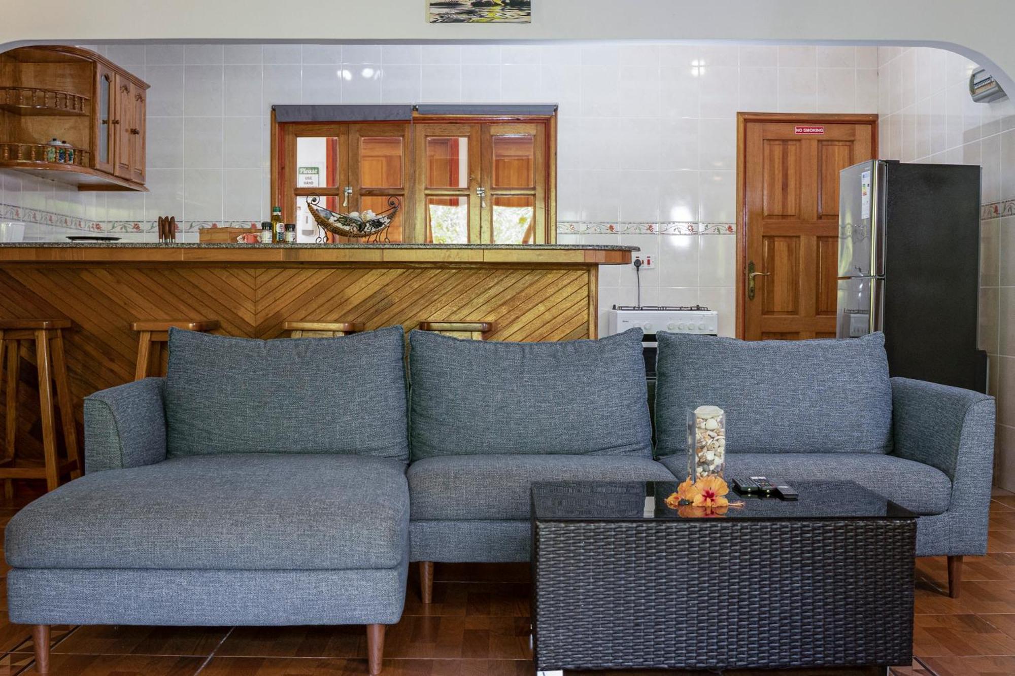 Casa De Leela Self Catering Guest House La Digue Buitenkant foto