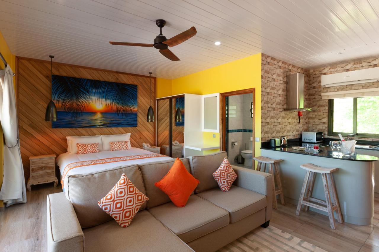 Casa De Leela Self Catering Guest House La Digue Buitenkant foto